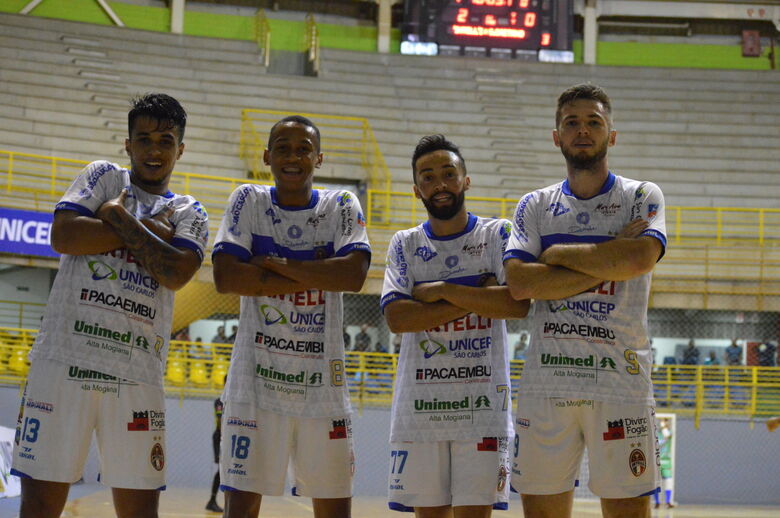 São Carlos goleia São Caetano e segue na liderança da Copa Paulista - Crédito: Maicon Reis