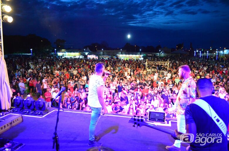 Milhares de trabalhadores participam da Festa de 1º de Maio na Pirâmide de Ibaté - Crédito: Divulgação