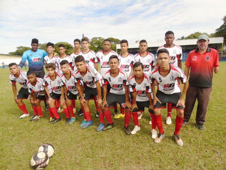Com grandes vitórias, Salesianos sobe na classificação do Municipal - Crédito: Divulgação