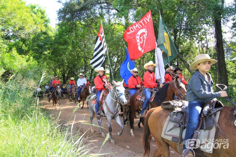 24ª Cavalgada da Babilônia reúne centenas de cavaleiros e amazonas - Crédito: São Carlos Agora