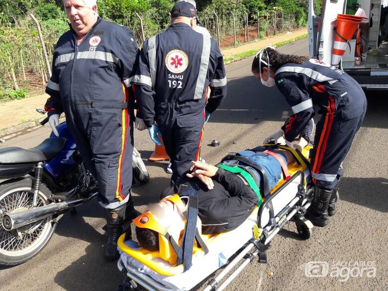 Motociclista fratura o dedo após colisão em avenida - Crédito: Maycon Maximino