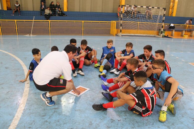 Garotada do Multi Esporte/La Salle fazem a festa e vencem sete vezes - Crédito: Divulgação