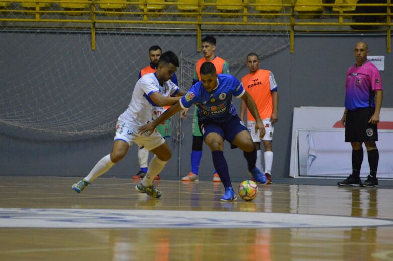 Pela Copa Paulista, São Carlos empata com o Taubaté e finaliza a primeira fase com a melhor campanha - Crédito: Maicon Reis