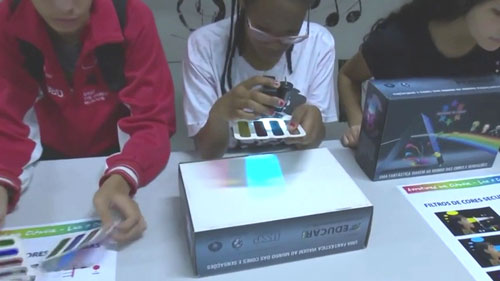 USP de São Carlos e EE Conde do Pinhal promovem “Aventuras na Ciência - Luz e Cores” - Crédito: Divulgação