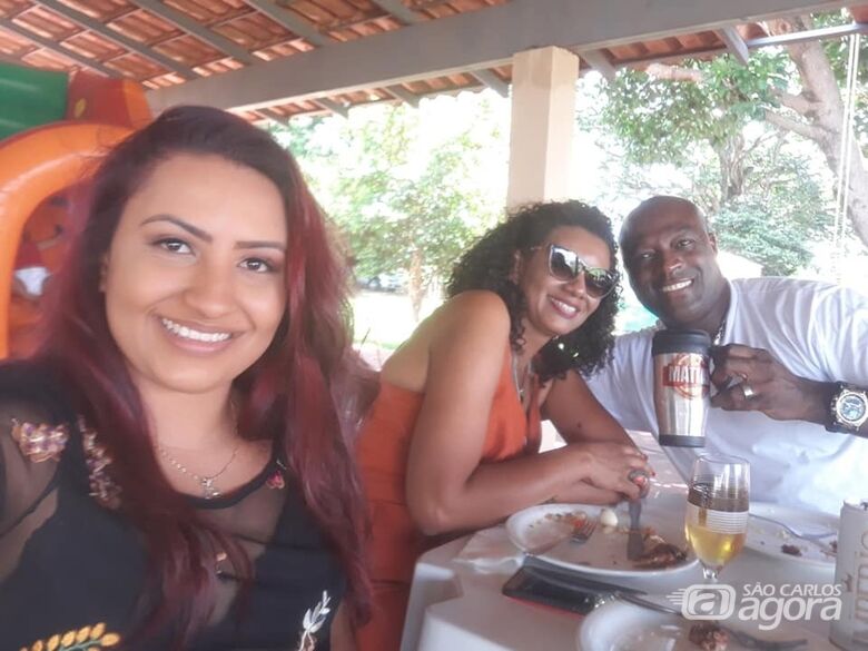 Larissa, Jaciane e o cabo Matias - Crédito: Redes Sociais