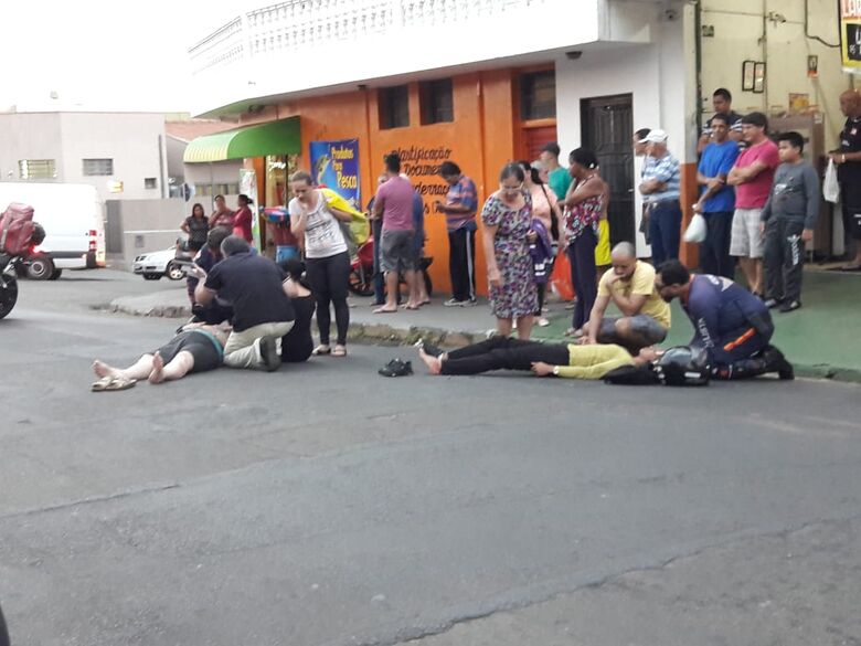 Idosa é atropelada por moto no Jardim Tangará - Crédito: São Carlos Agora