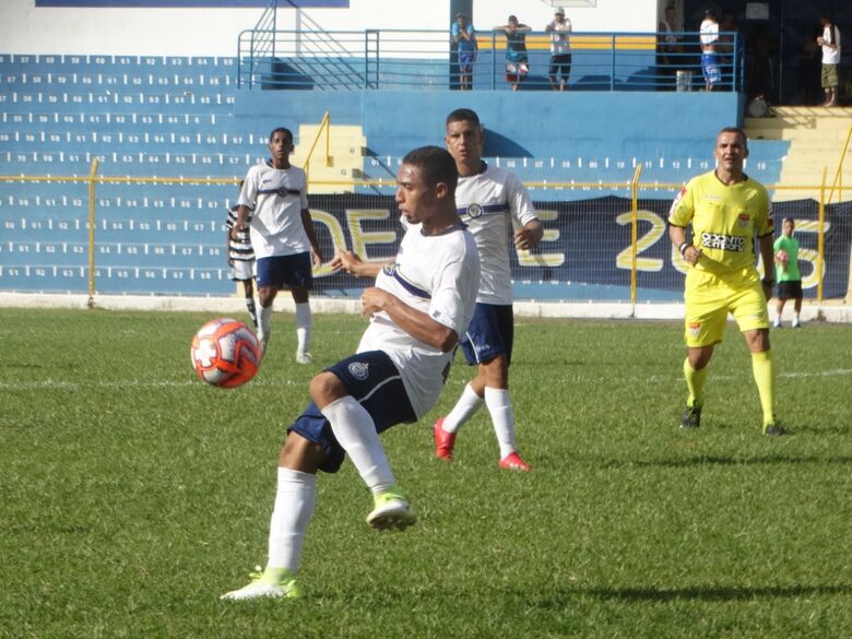 São Carlos tem confrontos contra o Velo Clube e Ponte Preta neste sábado - Crédito: Divulgação