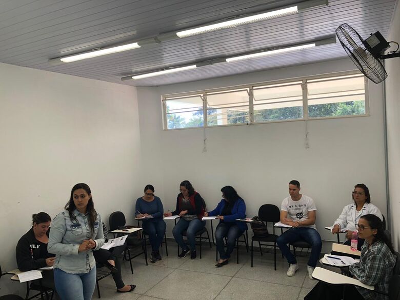 Treinamento sobre medicações é realizado na UPA do Santa Felícia -