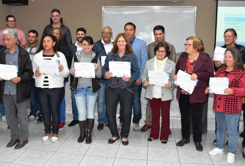 FESC oferece 700 vagas em 55 cursos -