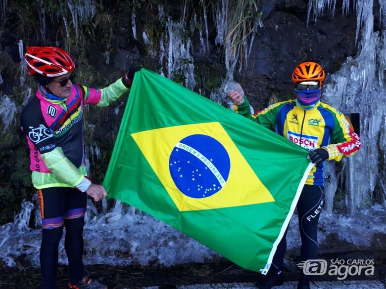 Ciclistas são-carlenses enfrentam temperatura negativa em Santa Catarina - Crédito: Divulgação