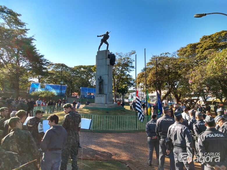 Ex-combatentes da Revolução de 1932 são lembrados em solenidade oficial em São Carlos - Crédito: Divulgação