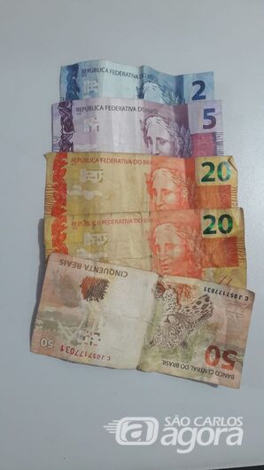 Após entrar em vias de fato com pedreiro, ladra furta carteira, foge e é detida pela PM - Crédito: Maycon Maximino