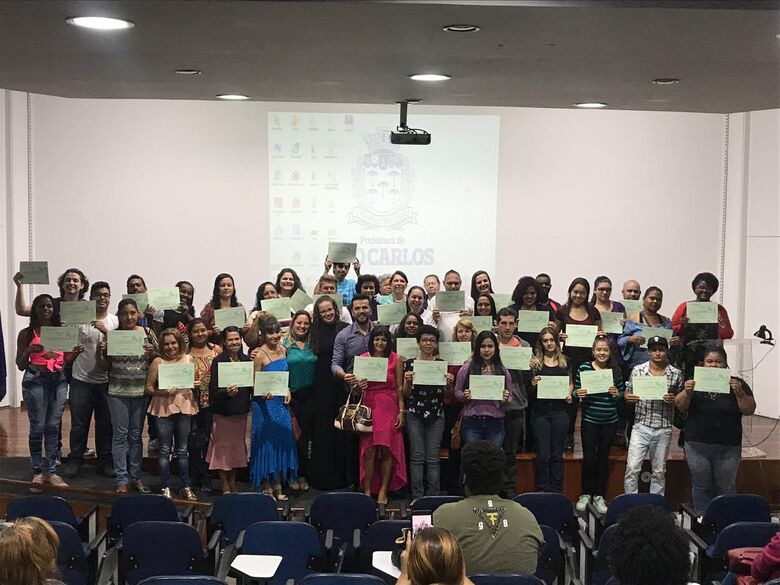 Rodson participa da Cerimônia de entrega de Certificados do Curso de Padaria Artesanal - Crédito: Divulgação
