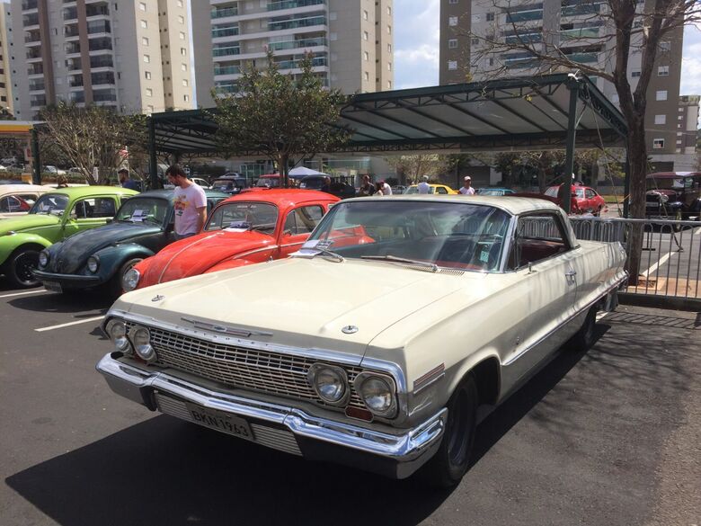 4ª Mostra de Carros Antigos terá Cervejaria Mosteiro e food trucks -