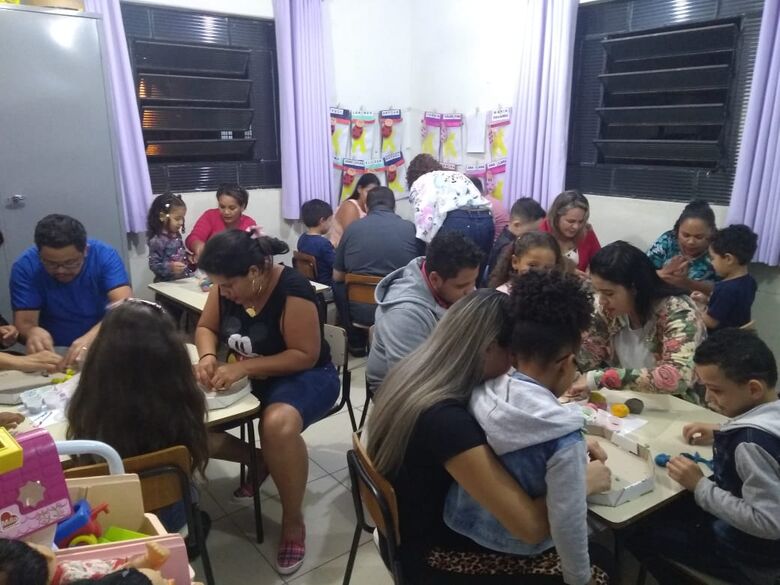Solange Ap. Rodrigues realiza a Festa da Família para alunos da manhã e tarde - Crédito: Divulgação