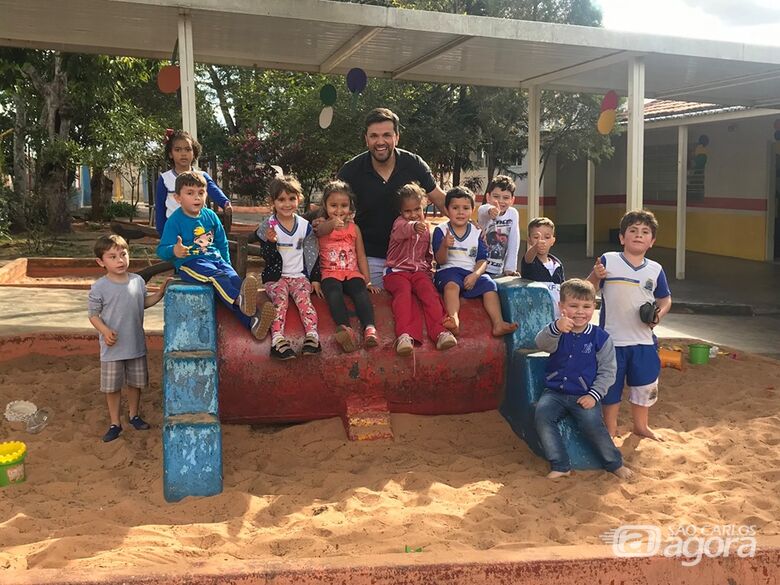 Vereador Rodson visita CEMEI Lauro Monteiro e solicita melhorias - Crédito: Divulgação