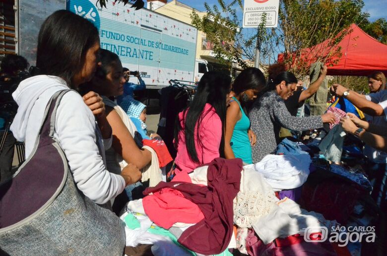 Município arrecada mais de 100 mil peças de agasalhos -
