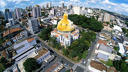 São Carlos ultrapassa os 250 mil habitantes e continua sendo a cidade mais populosa da região - Crédito: Foto Owl Drones
