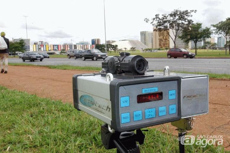 Bolsonaro manda suspender uso de radares nas rodovias federais - Crédito: Agência Brasil