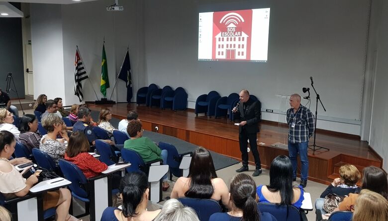 SOS Escolar é apresentado para profissionais da educação -