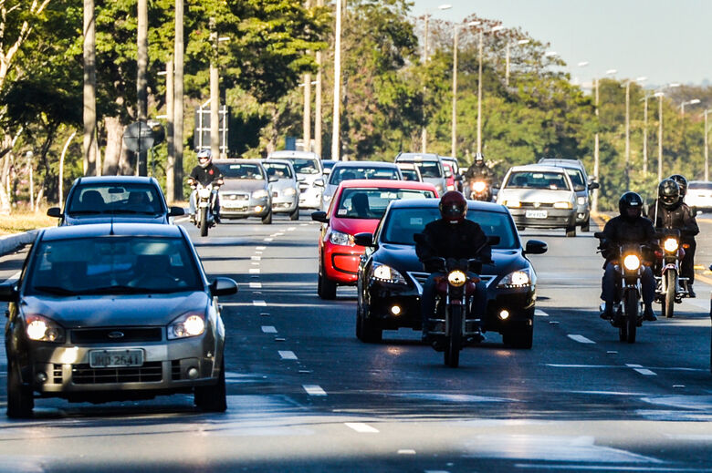 DER lança aplicativo para indicar responsável por multa - Crédito: Agência Brasil