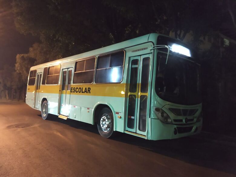 Motorista de ônibus é assaltado no Santa Felícia - Crédito: Luciano Lopes