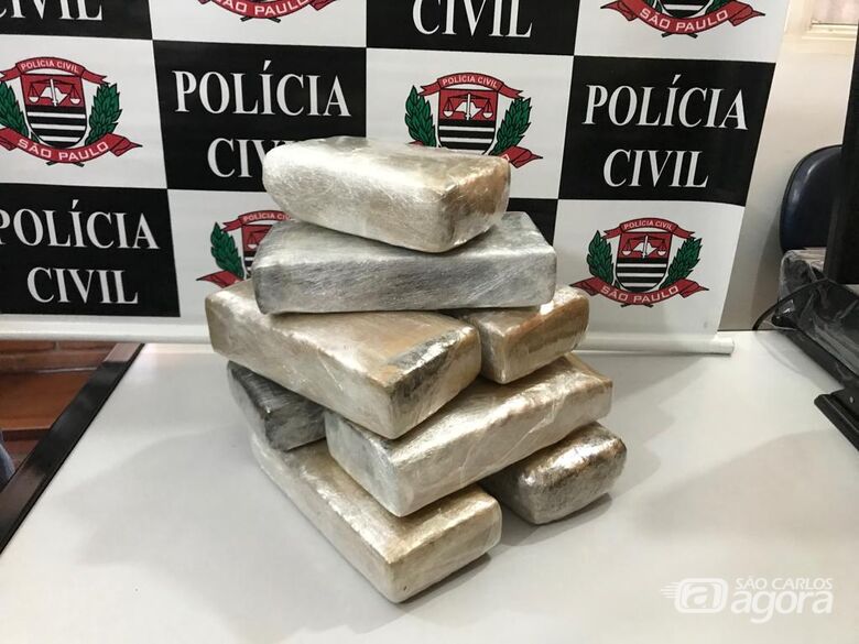 Policiais da Dise apreendem oito tijolos de maconha - Crédito: Maycon Maximino