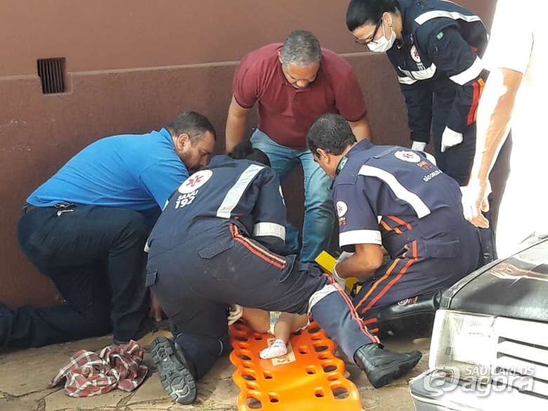 Criança de 4 anos fica ferida após colisão no centro de São Carlos - Crédito: Maycon Maximino