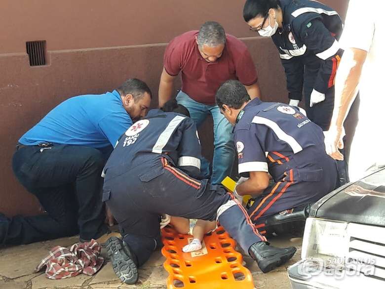 Criança de 4 anos fica ferida após colisão no centro de São Carlos - Crédito: Maycon Maximino