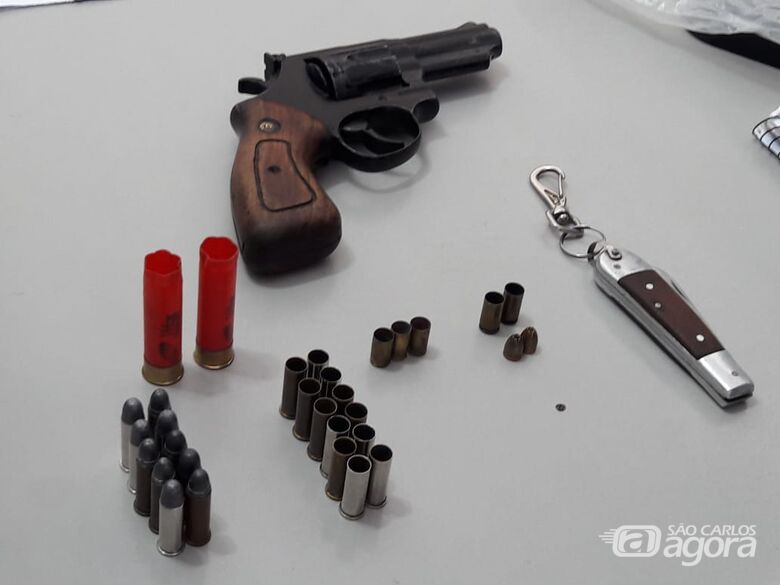 Polícia Militar localiza arma com numeração raspada em sítio - Crédito: Maycon Maximino