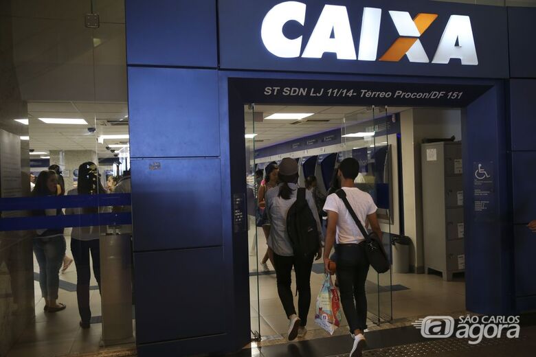 Agências da Caixa vão abrir no sábado para saques do FGTS - Crédito: Agência Brasil