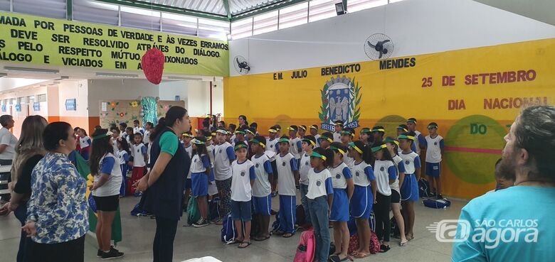 E.M. “Julio B. Mendes”, em Ibaté, celebra Dia da Independência do Brasil - Crédito: Divulgação