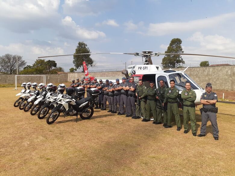 PM realiza operação com apoio do helicóptero Águia no CDHU e assentamento sem terra - Crédito: Divulgação/PM