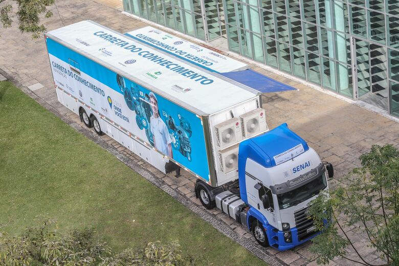 Carretas do Conhecimento da Fundação Volkswagen chegam a São Carlos - Crédito: Divulgação