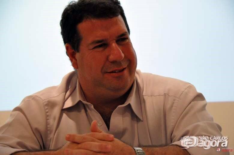 Julio Soldado está de volta à política são-carlense, garante Deonir Tofolo -