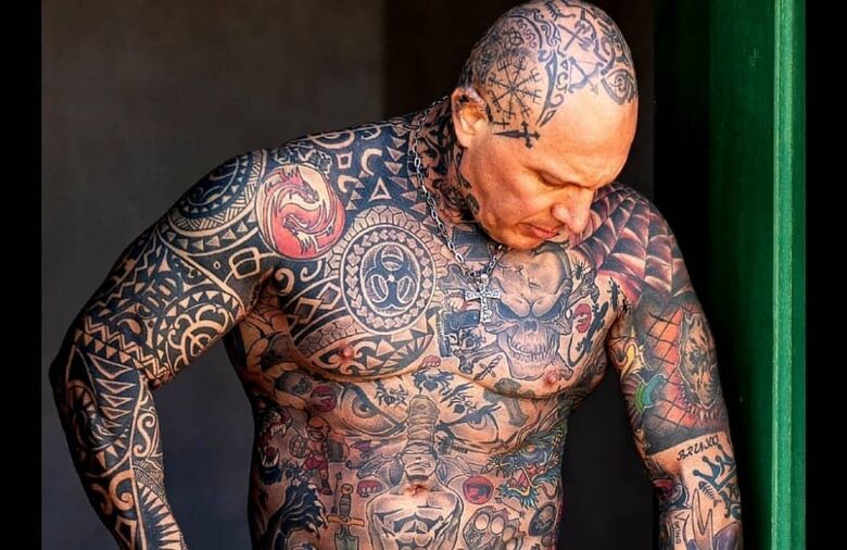 Professor de jiu-jitsu, são-carlense busca o título de Mister Tattoo - Crédito: Divulgação