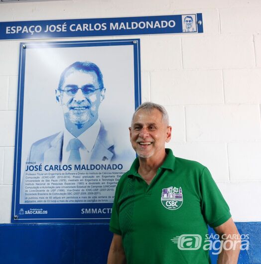 José Carlos Maldonado do ICMC-USP é homenageado pelo Projeto Ciência nas Escolas - 
