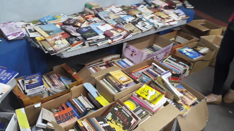 Feira do Livro na Fesc irá ajudar animais excluídos pela sociedade - Crédito: Marcos Escrivani