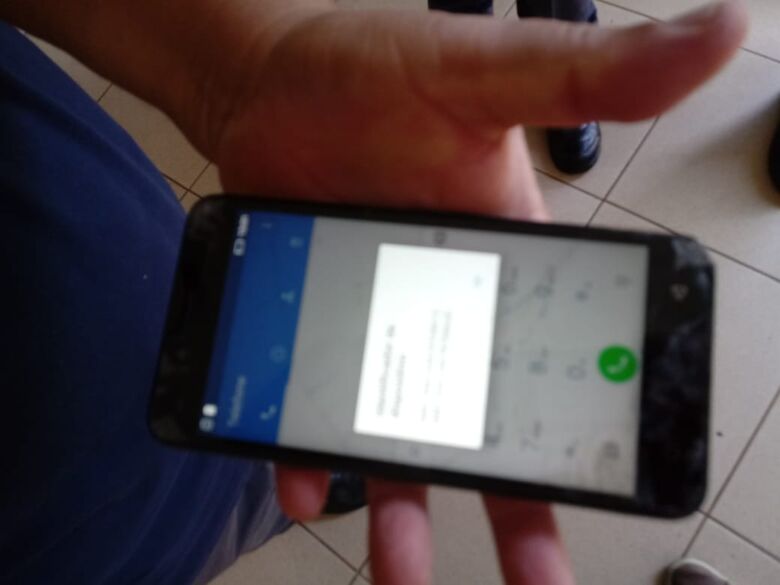 Dupla é detida com celular de origem duvidosa no Jardim Paulista - Crédito: Luciano Lopes