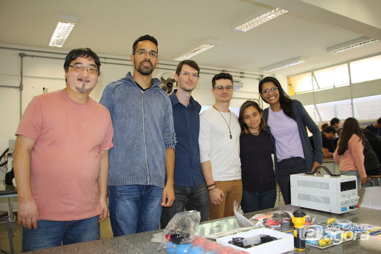 Escola de São Carlos recebe do IFSC/USP materiais para laboratório - Crédito: Divulgação