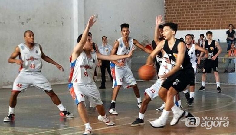 GINÁSIO FLÁVIO DE MELLO RECEBE JOGOS DE BASQUETE NESTE FINAL DE