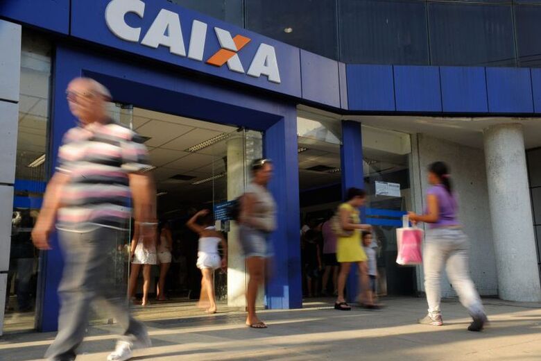 Saque do FGTS para nascidos em fevereiro e março começa hoje - Crédito: Agência Brasil