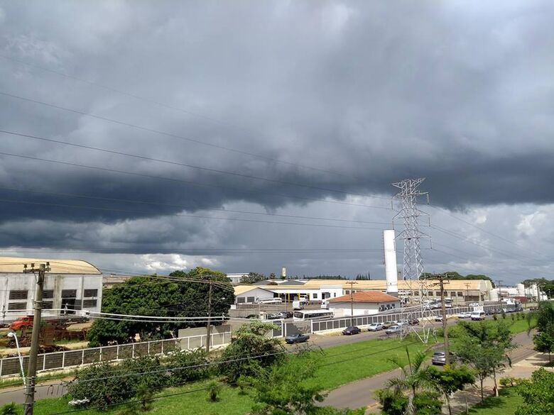 Domingo ensolarado pode terminar com pancadas de chuva em São Carlos - Crédito: Arquivo/SCA