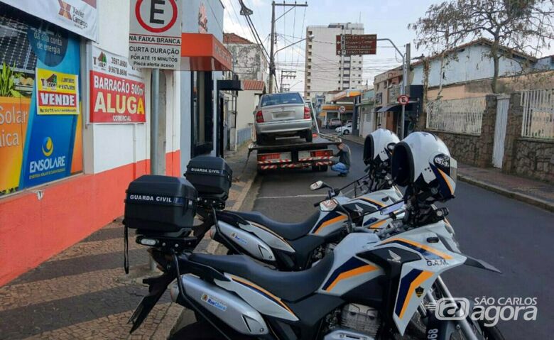 Carro com R$ 6,5 milhões em multas e outros débitos é apreendido em cidade da região - Crédito: Grupo Rio Claro