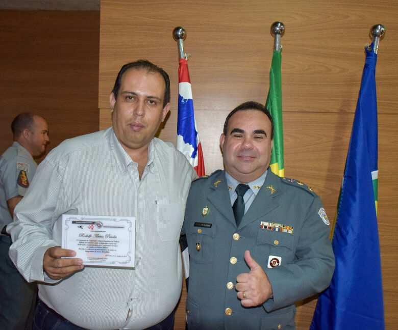 Diretor do departamento de fiscalização é homenageado pela Polícia Militar - Crédito: Jhony da Silva