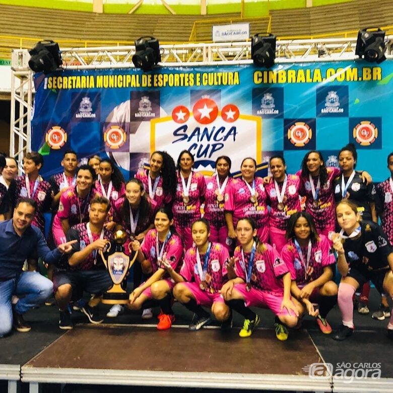 “As Esquisitas” surgem e é mais uma opção para o futsal feminino de São Carlos - Crédito: Ryan Vinicius