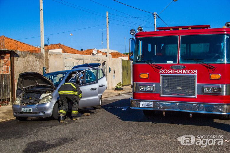 Carro pega fogo no Eduardo Abdelnur - Crédito: Marco Lúcio