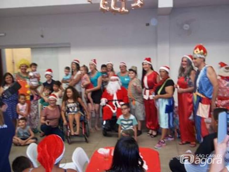 Anjos especiais terão um Natal adaptado; com direito a Papai Noel em domicílio - Crédito: Divulgação