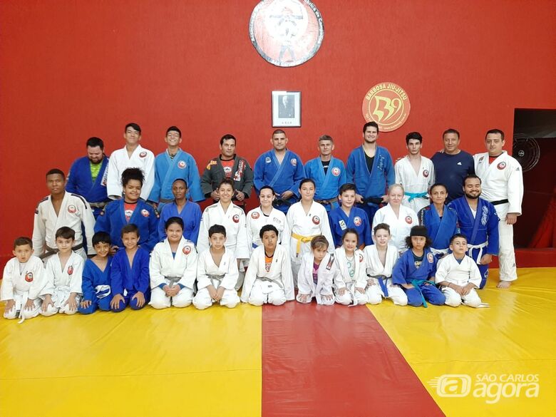 Judocas são-carlenses são destaques na Copa Oitava Oeste em Araras - Crédito: Divulgação