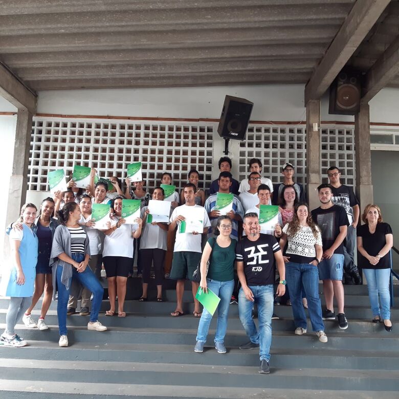 IFSP São Carlos e Apae comemoram conclusão de curso para alunos com deficiência intelectual - Crédito: Divulgação